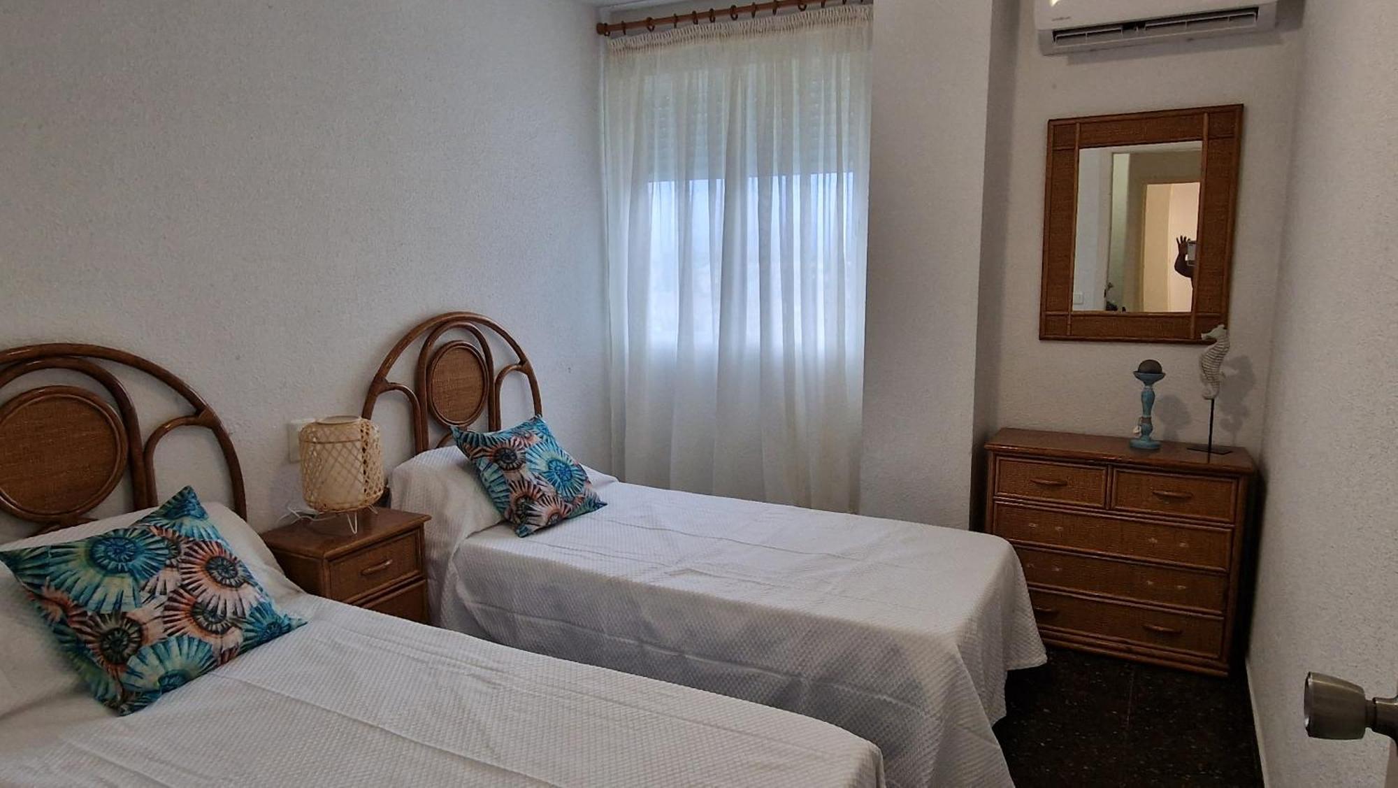 Apartamento Dos Habitaciones, Frente A La Playa, Benicàssim Dış mekan fotoğraf